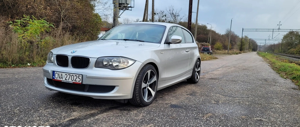 BMW Seria 1 cena 19999 przebieg: 286000, rok produkcji 2010 z Ślesin małe 137